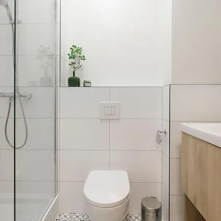 Zeitraum Raclawicka アパートホテル 4*