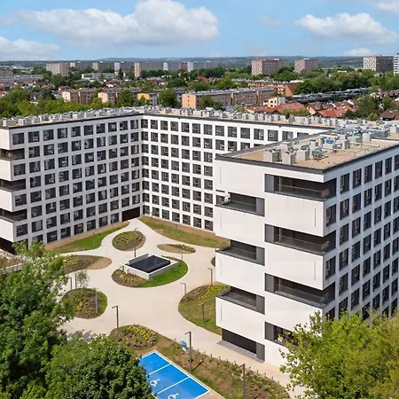 Zeitraum Raclawicka 4*